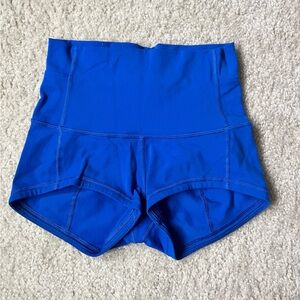 Lululemon size 4 luon shorts like new